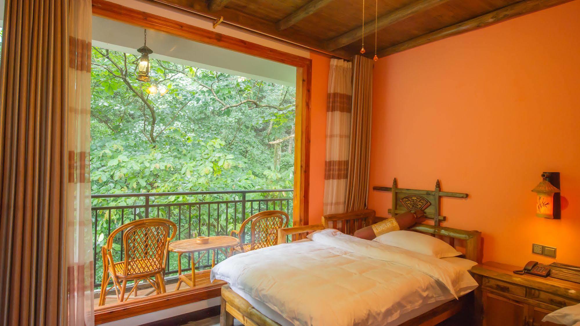 מלון Yangshuo Scenic Mountain Retreat מראה חיצוני תמונה